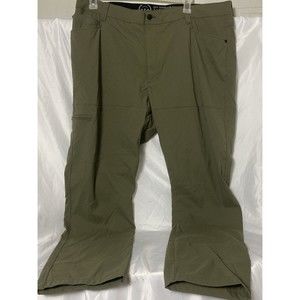 Wrangler men's pants ATG size 42x32 stretch green cargo